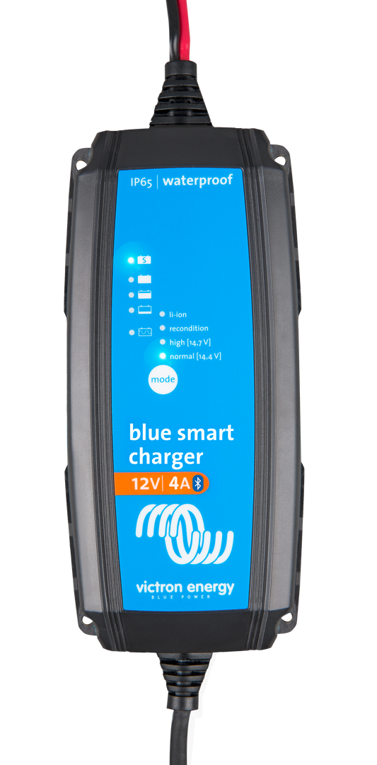 Blue Smart IP65s Charger 12V/4A (1) 230V CEE 7/16 Retail